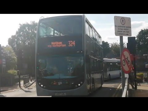 LK07 AZL 2814 ADL Enviro400 Transdev Pride of the North departing Huddersfield Bus station on 324