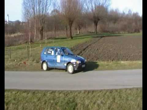 Grodzki Super OeS w Biecz 29 11 2009 Fiat uno