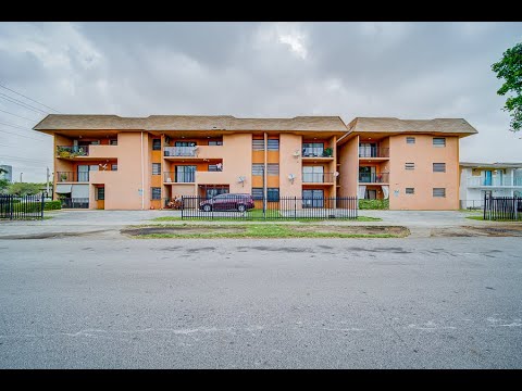1471 W 43rd Pl, #302 Hialeah, FL 33012