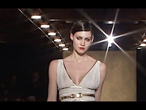 PAOLA FRANI Fall 2012 2013 Milan - Fashion Channel