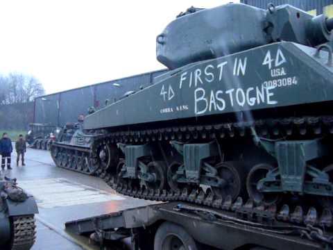 sherman JUMBO unloading in Bastogne