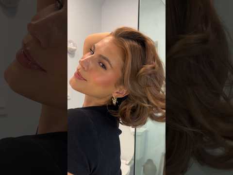 90’s inspired blowout on my short hair