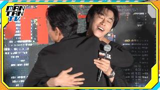 東方神起・ユンホ、サプライズ登場のパク・ジファンとハグ！　水上恒司ら映画「TOKYO BURST-犯罪都市-」キャストが集結