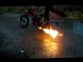 мопед горит 