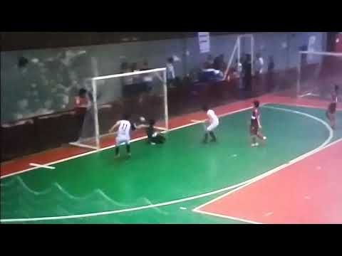 Domdom02 - Belo gol do Domdom aos 10anos