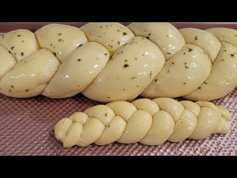 Guyanese Plait bread/ recipe coconut milk buttery bread