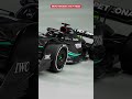 Mercedes heeft bijzondere reden voor zwarte W14 | #shorts