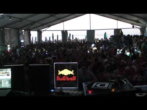 Carl Cox @ Sunwaves 8 Mamaia - The revolution continues Stage - 14.08.2010 (HD) (5)
