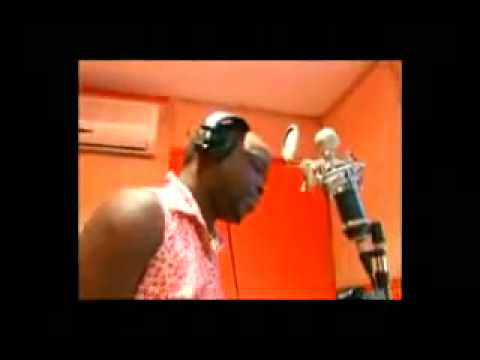 Douk Saga - Ballon d'or (Inédit) : Babinews.com