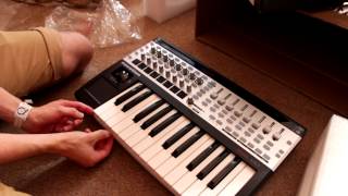 Video thumbnail for Novation SL MkII 25 Midi Keyboard Controller Unboxing by Jake Wright