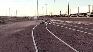 preview picture of video 'BNSF Needles sub - container train Newberry Springs'