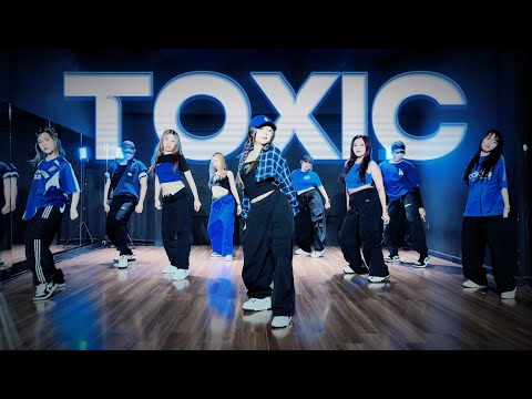 Britney Spears - Toxic (Dance Cover) | Risako Choreography