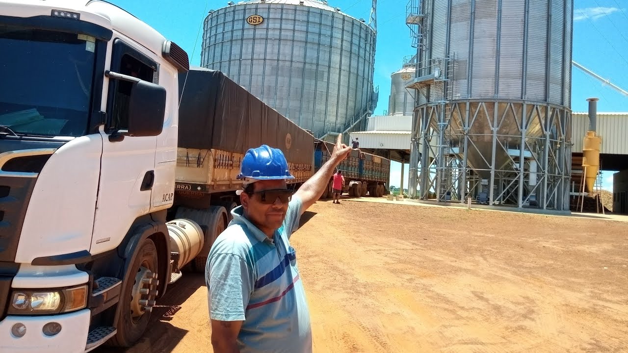 😯COMO É O CARREGAMENTO DA SOJA DIRETO DO SILO🇧🇷🌾🇧🇷