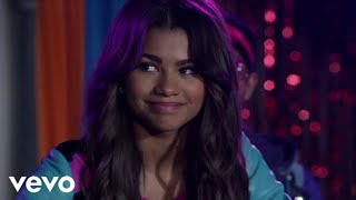 Zendaya - Too Much (From &quot;Zapped&quot;/Officia Vídeo)