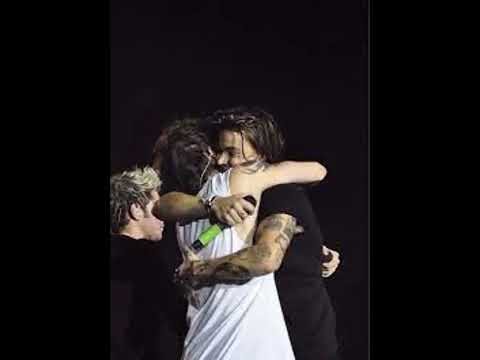 larry stylinson,  se telefonando....