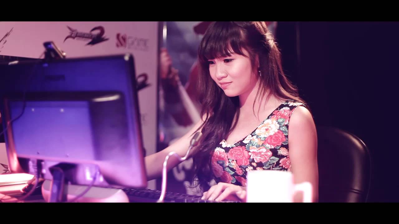 Huyền thoại Dota VN phân tài cao thấp với nữ cao thủ LMHT trong Đao Kiếm 2