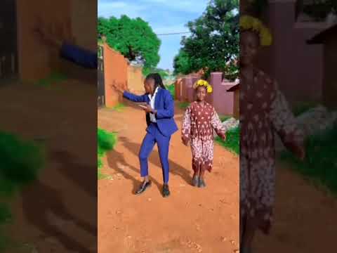 Okwepicha by gravity omutujju #bobiwine #eddykenzo #gravityomutujju #sb4media #eddy #alienskin