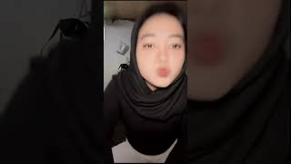 Download lagu KAK DINA SIANG2 BIKIN GERAH AJA TEBAL NYOO😑🤤💋 mp3