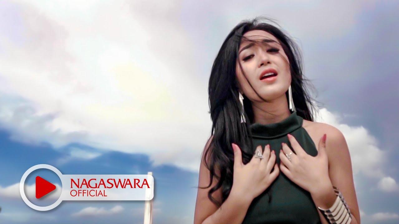 Dinda Permata - Tak Sanggup Lagi (Official Music Video NAGASWARA) #music