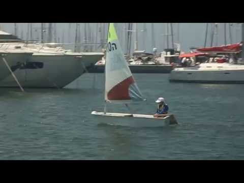 8 y/o kid Optimist sailing