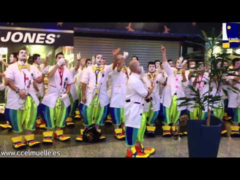 MURGA LOS SERENQUENQUENES - Centro Comercial El Muelle -  20 de febrero de 2012