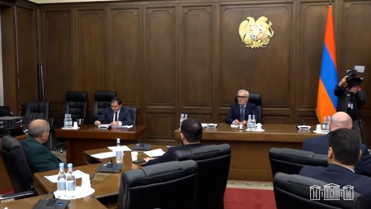 Նույն ջանասիրությամբ երկիրը պաշտպանեիք