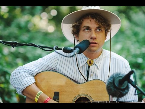 Logging Road (S02E04) Kevin Morby - Miles, Miles, Miles @Pickathon 2015