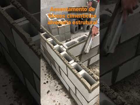 Assentamento de bloco Cimenticio em alvenaria estrutural