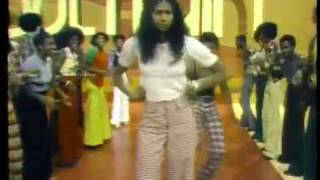 Soul Train Line Dance to Glady's Knight & The Pips.MP4