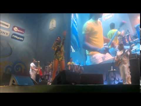 cheiro de amor no fifa fan fest BH