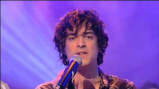Lee Mead - Nothing Else Matters - Live on GMTV