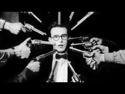 Harold Lloyd relentlessly beats up a guy for thirty seconds #1920s #silentfilms