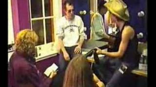 Alabama 3 Larry Love Ain&#39;t goin&#39; to Goa backstage at LIPS