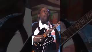 B.B&#39;S SWEET LUCILLE - B.B. King Performs &quot;Blues live at Montreaux (1993) Vocals Perfectly his Guitar