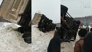 Suzuki раздавило грузовиком. Авария около посёлка Красное Эхо. 23 января 2022 г.