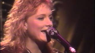 The Indigo Girls - World Falls + Closer to Fine [March 1990]