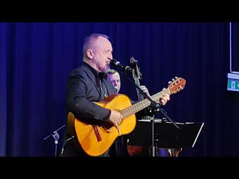 Marek Majewski - A ty dmuchaj na żar