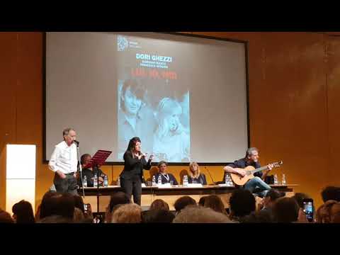 SalTo18: Vecchioni omaggia Faber con la "Canzone dell'amore perduto"