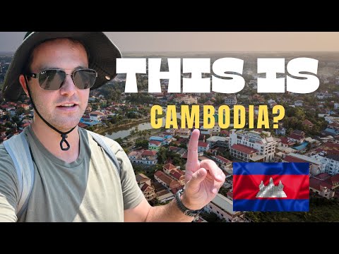 This is CAMBODIA! Siem Reap in 2024 (TRYING to EAT BUGS!)