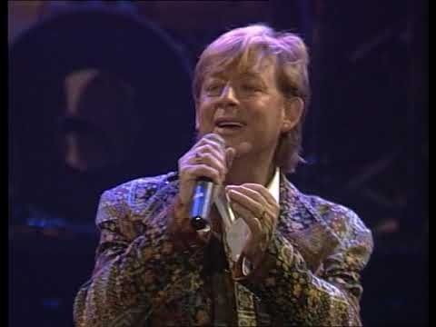 04 Benny Neyman - Vijftien Jaar  (Live) Hoogtepunten Uit 10 Jaar Theaterconcerten