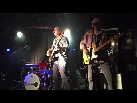 Chasin' The Train - LIVE.  Mercury Blues.  The Bridge Hotel Sat 12th November 2016.