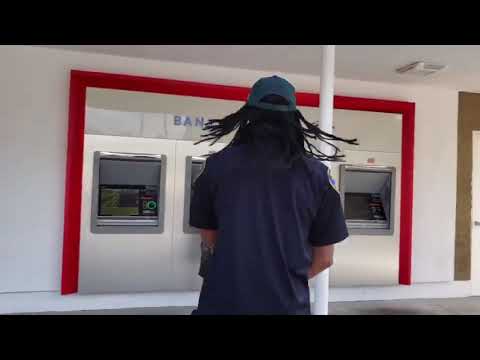 How Hood Dudes Work Security Jobs Feat. Sonniebo & WattsHomieQuan | SKITS