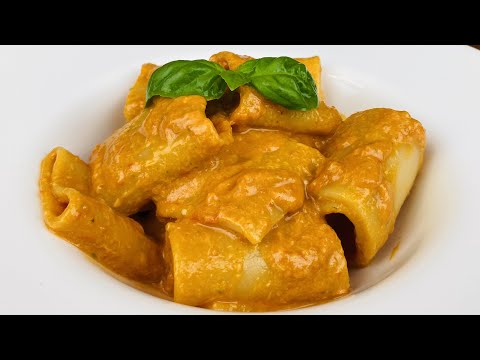 PACCHERI ESTIVI AL POMODORO CRUDO (ricetta velocissima)