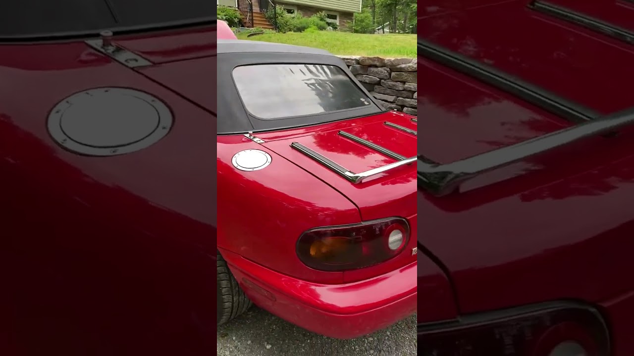 **SOLD  By Auction** 75K km 1995 Mazda MX-5 Miata 5-Speed Manual Convertible