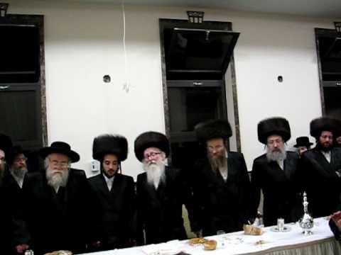 Toldos Aharon Rebbe at Serdahel Shave Bruchos Cheshven 5771