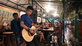 Download lagu Dengarlah bintang hatiku- De Meises(lirik) cover tri suaka - pendopo lawas mp3 Download lagu Dengarlah bintang hatiku- De Meises(lirik) cover tri suaka - pendopo lawas mp3