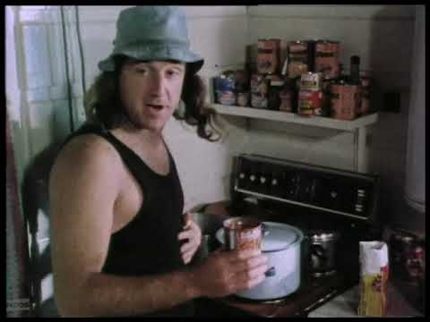 NZ On Screen: Dagg Day Afternoon - Fred Dagg prepares breakfast
