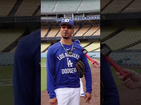 Mookie Betts reveals his FARTHEST HOME RUN EVER…🤯⚾️🦾 #shorts