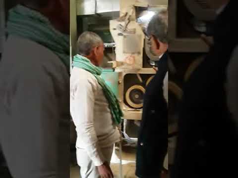 How does paddy dehusker works