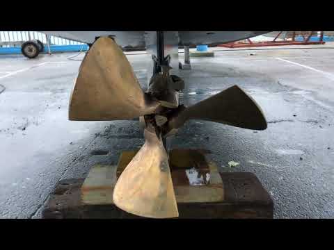 Snow Gum has a clean Gori propeller - Garcia Exploration 45